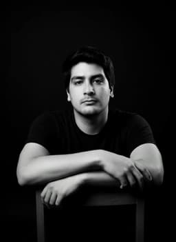 A profile image of Godnell